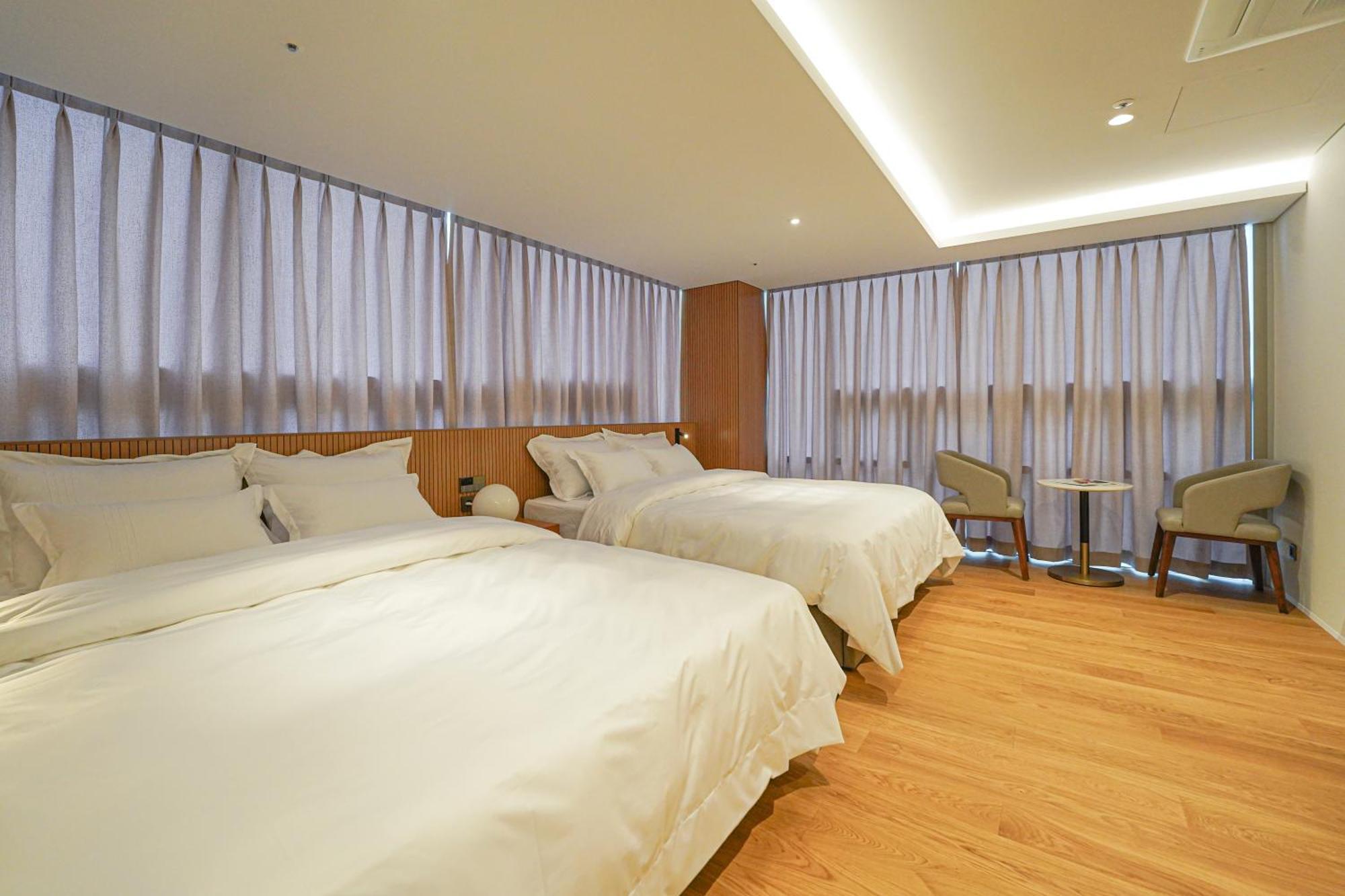 בוסאן Hotel Ground27 מראה חיצוני תמונה